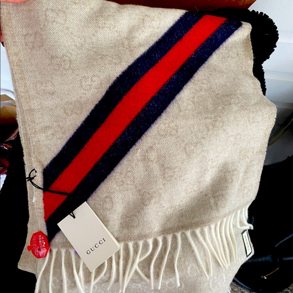 Brand new. Worn once. Cashmere blend Gucci scarf. Retail $695. Comes with tags